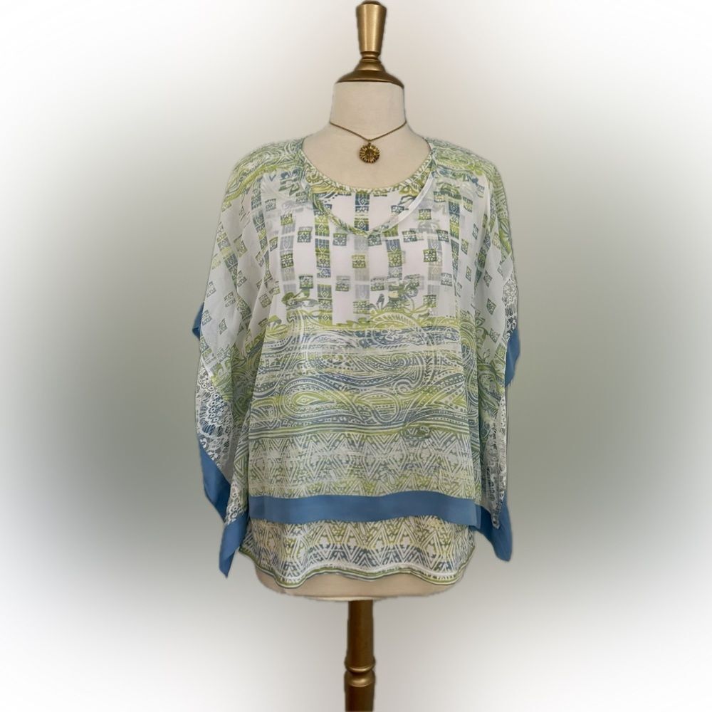 Multiples lightweight & flowy layered top!